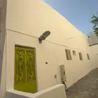 للبيع بيت شعبي انا المالك يبعد عن الحرم 2 كيلو بصك 360 الف.