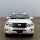لاندكروزر 2015 ماشي 182