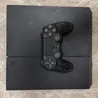 بلايستيشن4 نظيف مع يدين و قراند