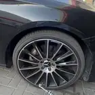 جنط مرسيدس مقاس 20 امامي يبي له لحام