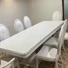 طاولة طعام