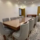 طاولة طعام مفصلة من السنديان