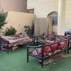 كراسي حديد مع الكنب
