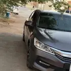 للبيع هوندا اكورد 2017