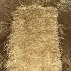 تبن للبيع شد قوي من 92 الى متر