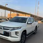 ميتسوبيشي 2022دبل L200 قير عادي ديزل الممشى 211 الموتر نضيف