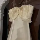 فستان للبيع المستعجل