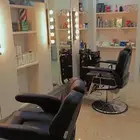 حلا للتقبيل بكامل اغراضه