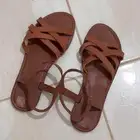 صندل نسائي للبيع