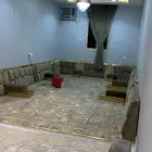 مساند ظهر للبيع نظيف جدا مع الستاره