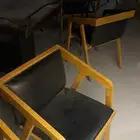 كراسي جلد
