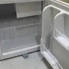 ثلاجة صغيرة