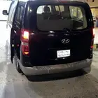 للبيع اتش ون مديل 2013 عداد 340 فحص استماره جديد سعر29000