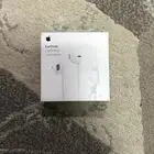 سماعة آبل اصلي نضيفه