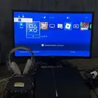 للبيع سوني 4 مع شاشة قيمنق