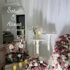 استاندات وطاولات للإيجار