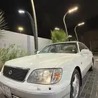لكزس LS400