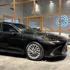 للبيع لكزس ES 350 2021 فل كامل DD