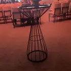 تاجير طاولات بار لون الأسود - الأبيض -الذهبي   بكميات كبيره