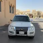 جيب باجيرو. نظيف جدا علامة ذهبية. مكينة 3800. الكبيرة