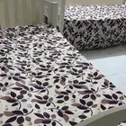 كراسي خشب قوي