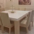 طاولة طعام
