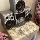جهاز صوتي ماركة JVC يجمع بين مشغل DVD و مشغل كاسيت بقدرة صو