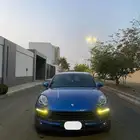 للبيع بورش مكان اس