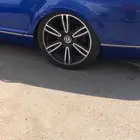 في شمعات في جنود فيها طاسه جنود واستوبات.