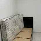 سرير للبيع