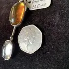 تعليقة فضة بحجر الكهرمان العنبر والكوارتز الطبيعي