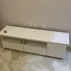 طاولة تلفزيون
