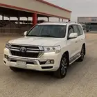 لاندكروزر GXR 2017 رقم 3 ممشى ((290)) الف ديزل