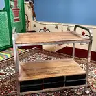 طاولة تلفزيون قديمة