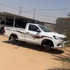 مطلوب   (فيبر )صندوق هايلكس اسود من 16 وفوق