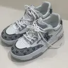 شوز LV