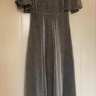 ملابس فساتين جميلة ونظيفة للبيع  dresses for sale
