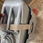 جركل بنزيم ربع مع النوار لوحات وكيمرها خلفيها