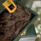 عود وزعفران