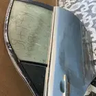 باب يمين كامري 2005