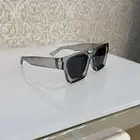 نظارات قليلة الاستخدام جديدة