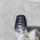 مفتاح كامري وكاله للبيع جديد بقراطيسه لم يستخدم