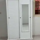 كبت ابيض حجم مناسب السعر 400 الاستخدام من 6 شهور