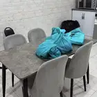 طاولة طعام
