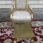 للايجار كراسي ملكيه وزل ملكي 4 5 وكراسي احمر وسمعات وتصوير