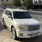 لاندكروزر ابييض 2014