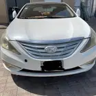للبيع سيارة سوناتا 2015 لون ابيض