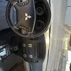 ميستوبيشي باجيرو2011