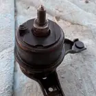 مساعدات امامي كامري 2011   وكرسي قير اصلي