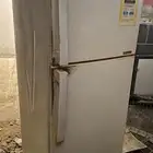 ثلاجة للبيع